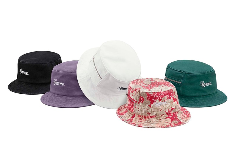 Supreme 2018年春夏コレクション キャップ＆ハット ポケット付きからコーデュロイ素材のものまでボックスロゴ付きの6パネルが注目の最右翼 店頭組であれば必ず1点は購入しておきたい〈Supreme（シュプリーム）〉のハット類。2018年春夏コレクションはボックスロゴ付きの6パネルが注目の最右翼で、ポケット付きからコーデュロイ素材のものまで、実に豊富なバリエーションで展開される。また、チェッカーボードパターン、〈Nike（ナイキ）〉のFlyknitを彷彿とさせる素材、オールドスクールなカラーブロックの5パネル、バイカラー、＄柄など、キャップだけでも選ぶのに苦労するが、そこにロゴ入りベルトが目を引くキャンプハットとマーブル柄のバケットも加わり、いよいよ優先順位がつけられなくなるほど魅力的なデザインが出揃った。  〈Supreme〉の2018年春夏コレクションは、2月15日（現地時間）に海外ローンチを迎えた後、2月17日（土）より日本国内での販売がスタート。それまでに以下にあるルックブックとカテゴリー別のアイテム一覧を何度も見直し、今後は気になるアイテムのリリースに標準を合わせていこう。