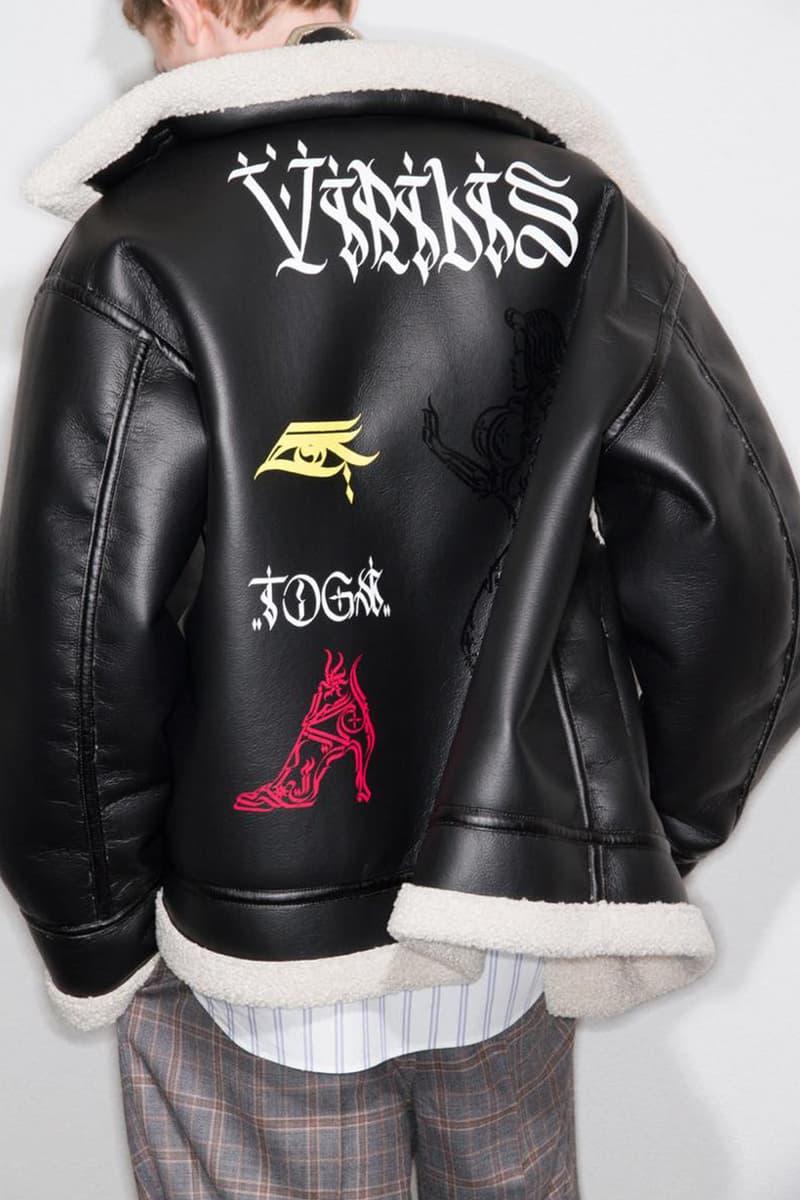 TOGA VIRILIS より50年代のクラシックスタイルを独自の感性で再構築した2018年秋冬ルックブックが到着 〈TOGA〉の真骨頂である新作カウボーイシャツやドッキングコートに加え、カリグラフィーアーティストMOZYSKEYとのコラボアイテムも登場 Theseus Chan テセウス・チャン WERK ヴェルク 雑誌 鈴木親 フォトグラファー 写真家 TOGA トーガ 古田泰子 TOGA VIRILIS トーガ ビリリース Supreme シュプリーム 1950年代 クラシックスタイル カウボーイシャツ MOZYSKEY モザイスキー 宇佐美陽平 Supreme シュプリーム HYPEBEAST ハイプビースト