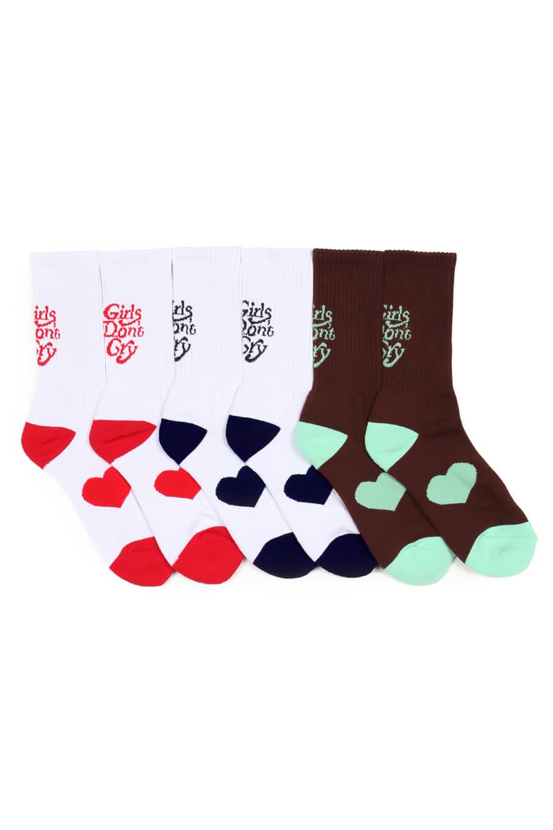 新鋭グラフィックアーティスト VERDY が手がける Girls Don’t Cry が1日限りのポップアップイベントを開催 これまで完売していたアーカイブから限定アイテムまで豊富なラインアップが一挙勢揃い ラグジュアリーストリート ロサンゼルス 人気リテーラー FourTwoFour on Fairfax フォートゥーフォー オン ファイヤーファックス グラフィックアーティスト VERDY ヴェルディ Girls Don’t Cry ガールズ ドント クライ アートギャラリー SO1 ポップアップストア フーディ Tシャツ ソックス ピンズ バンダナ ニュープロダクト アーカイブアイテム HYPEBEAST ハイプビースト