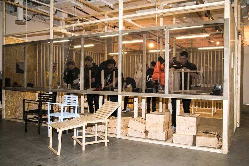 自分だけの “DIY CHAIR” を作れるヴァージル・アブロー max lamb マックス ラム ワークショップの様子をチェック virgil abloh workshop ワークショップ コペンハーゲン ヴァージル アブローCopenhagen International Fashion Fair コペンハーゲン インターナショナル ファッション フェア hypebeast