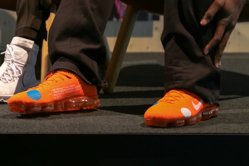 ヴァージル・アブロー が Nike とのハイブリッドモデルを公開 以前から噂されていた人気フットボールシューズMercurialとVaporMaxを融合させたハイブリッドモデルの全貌が一部明らかに Off-White™️ オフホワイト 2018年秋冬コレクション Nike ナイキ Virgil Abloh ヴァージル・アブロー Air Jordan 1“White” Nike Footnall 2018 London Instagram インスタグラム Mercurial マーキュリアル The Ten VaporMax Kanye West カニエ・ウェスト adidas Originals アディダス オリジナルス Mercurial Vapor YEEZY BOOST 350 V2 Butter HYPEBEAST ハイプビースト