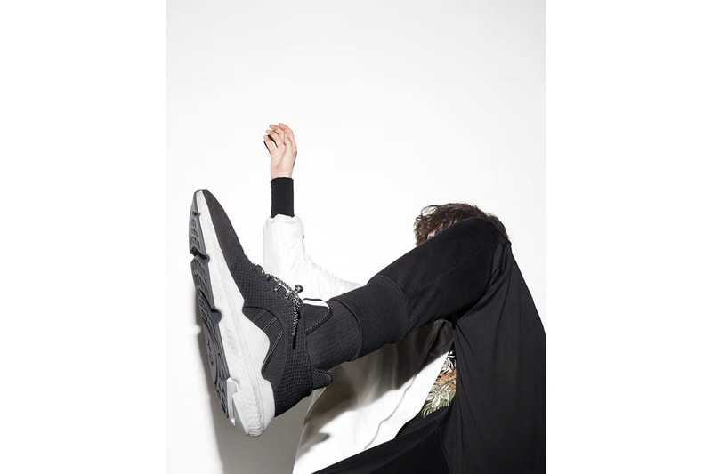 Y-3 より躍動感溢れるカメラアングルが目を引く2018年春夏ビジュアル第2弾が到着 山本耀司が信頼を寄せるイラストレーターとのコラボアイテムや新型フットウェアもラインアップ Y-3 Yohji Yamamoto Fashion Apparel Clothing 布の魔術師 山本耀司 Y-3 ワイスリー Adidas アディダス Yohji Yamamoto ヨウジヤマモト Gucci グッチ Dior ディオール Alessio Bolzoni アレッシオ・ボルゾーニ ロング丈のMA-1ジャケット リーフ柄シャツ 林史己 コブラ 豹 Tシャツ Saikou サイコウ Kusari クサリ NMD フットウェア HYPEBEAST ハイプビースト