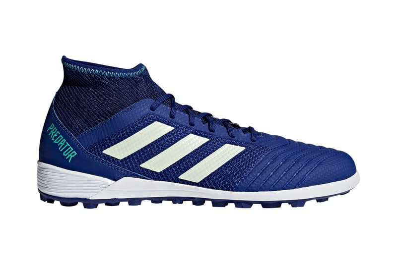 冷淡で毒々しい表情に仕上げた adidas の新パッケージ “Deadly Strike” BOOST™️フォームを搭載したPredatorやエアログリーンを纏ったNemezizといったストリートモデルもラインアップ 日本代表の欧州遠征は、一言で言えば不完全燃焼だったように思える。しかし、2010年の岡田ジャパンもW杯直前は解任説まで蔓延するほどマイナスイメージを植え付けられていたが、結果として困難なグループリーグを突破し、ベスト16でもPK戦までもつれ込む善戦を見せてくれた。W杯予選突破以降、右肩下がりのサムライブルーだが、策士として知られるVahid Halilhodžić(ヴァヒド・ハリルホジッチ)監督は本戦にピークを持っていくための秘策を用意していることだろう。 その日本代表の公式ユニフォームサプライヤーである〈adidas(アディダス)〉もロシアW杯に向けて、ギアを一段階上げている。新たに情報解禁を迎えたのは、“Deadly Strike”と題したシューズパッケージ。レッド/ブラック/ホワイトの力強い配色を採用した“Cold Blooded”とは一変、凶暴性を感じさせながらもどこか冷淡で毒々しい配色を特徴とする新作群は、コートモデルを中心としながらも、BOOST™️フォームを搭載したPredatorやエアログリーンを纏ったNemezizなど、オンコートとストリートをクロスオーバーするモデルもラインアップしている。 限定プレミアムモデル“Deadly Strike”は、3月28日(水)より『アディダス オンラインショップ』で先行販売され、1週間後の4月4日(水)に一般リリースを迎える。 ところで、W杯前最後の欧州遠征に先駆けて発表された日本代表の新アウェイユニフォームはもうチェック済み?
