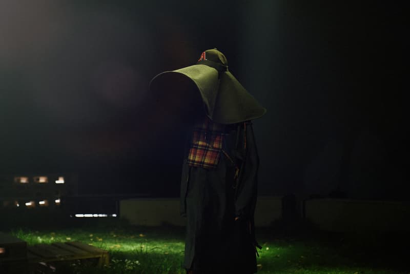 並々ならぬ情熱が直に伝わる AMBUSH 初のランウェイの舞台裏に密着