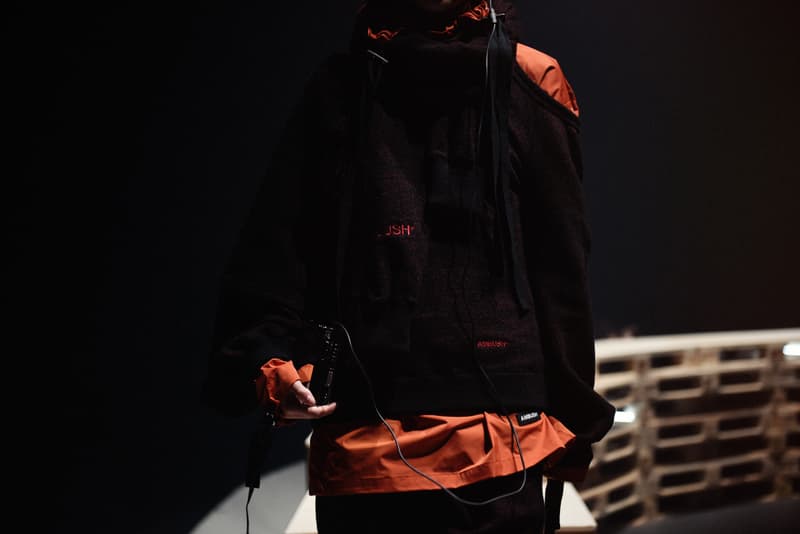 並々ならぬ情熱が直に伝わる AMBUSH 初のランウェイの舞台裏に密着