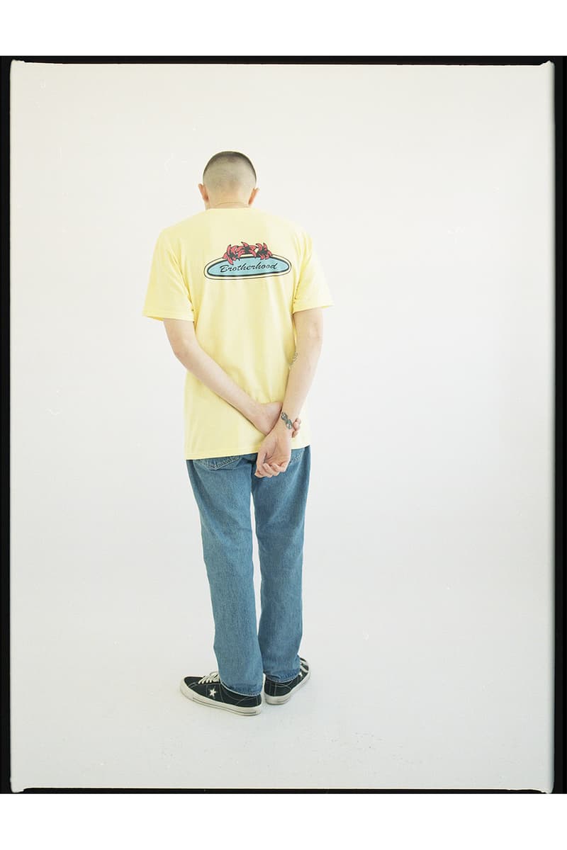  Brotherhood よりチルなムードを漂わせる2018年最新ルックブックが到着 こなれ感たっぷりなナイロン素材のトラックスーツやアメ車のグラフィックプリントTシャツなど即戦力アイテムがラインアップ アメリカ カリフォルニア ストリートブランド Brotherhood ブラザーフッド 2018年春シーズン ベーシック ナイロン素材 トラックスーツ ハーフジップ スウェットパーカ アメ車 Tシャツ 刺繍入りキャップ キーチェーン ピンズ 西海岸 リラックスムード WISM ウィズム 通販 オンライン HYPEBEAST ハイプビースト