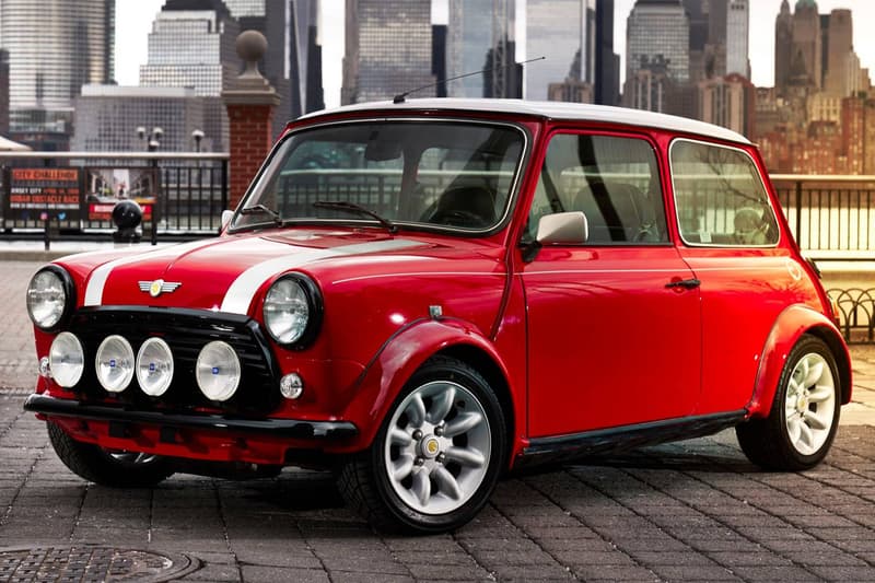 クラシック Mini のレトロな風貌はそのままに最新技術を用いて電気自動車化されたスペシャルモデルが発表 ミニ EV HYPEBEAST ハイプビースト