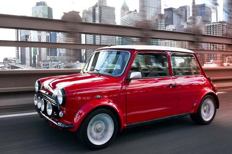 クラシック Mini のレトロな風貌はそのままに最新技術を用いて電気自動車化したスペシャルモデルが発表