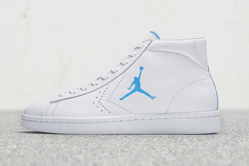 マイケル・ジョーダンがかつて所属したノースカロライナ大学仕様の Converse Pro Leather が登場 〈Converse〉のシェブロン＆スターを〈Jordan Brand〉のジャンプマンにアップデート バスケの神様 Michael Jordan マイケル・ジョーダン Converse コンバース Pro Leather NCAA 全米大学体育バスケットボールトーナメント UNC ノースカロライナ大学 シェブロン＆スター ジャンプマン オフィシャル契約 ユニホームカラー チームロゴ Nike ナイキ Tinker Hatfield ティンカー・ハットフィールド HYPEBEAST ハイプビースト