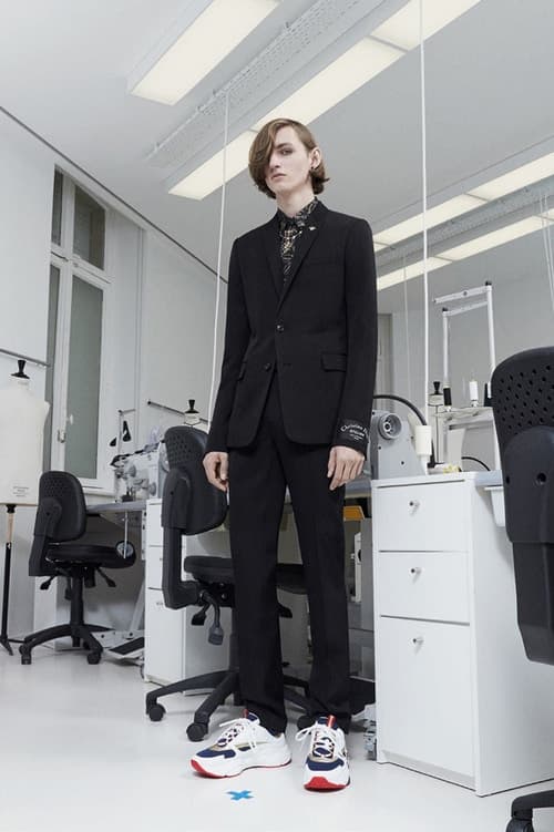 Dior Homme が品格漂うストリートスタイルを提案する2018年プレフォールコレクションを発表 ディオール オム HYPEBEAST ハイプビースト