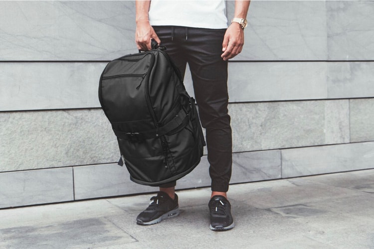 DSPTCH の新作ハイスペックバッグとコラボ BE@RBRICK に注目