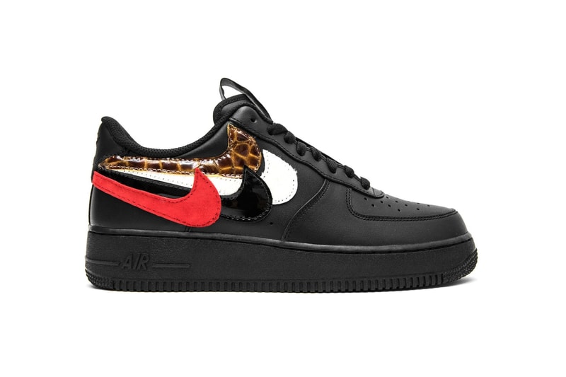 シューズカスタム界の一翼を担うジョン・ガイガーがブラックの Air Force 1 “Misplaced Checks” を発表 エキゾチックな素材を用いてサイドに4本のスウッシュを配置した意欲作がカムバック