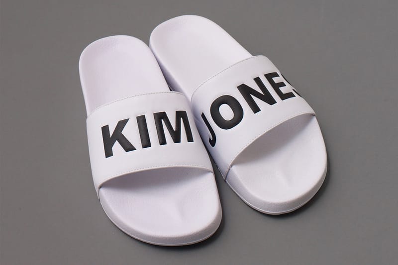 KIM JONES GU PRODUCTION フットウェア＆アクセサリーカタログ