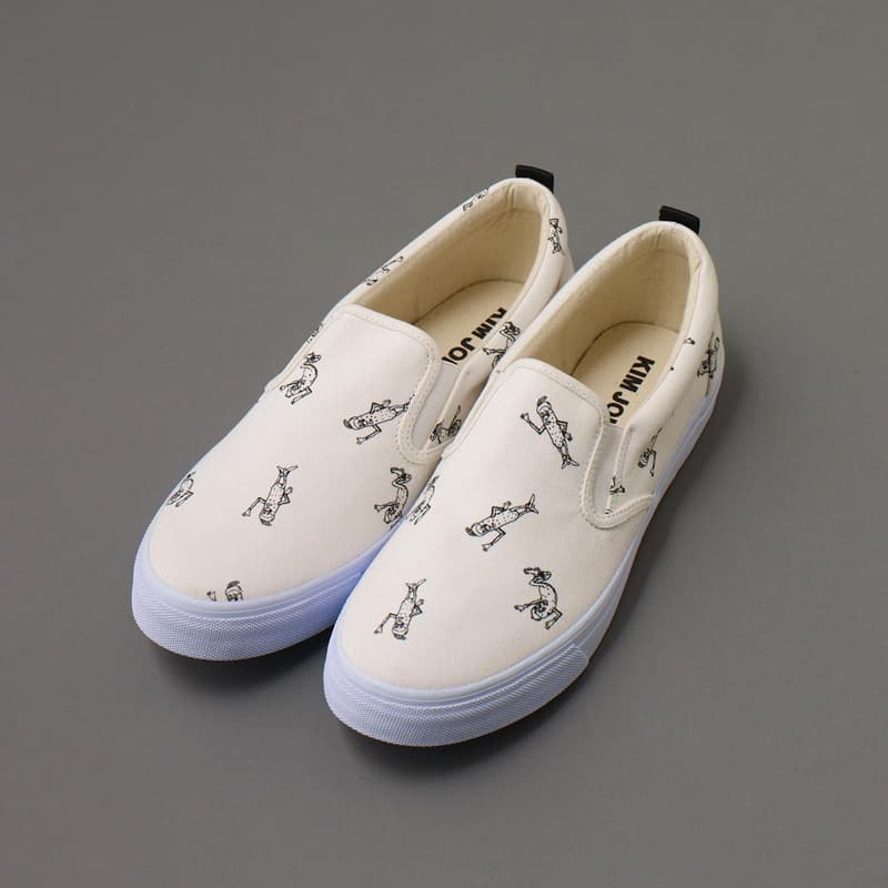 KIM JONES GU PRODUCTION フットウェア&アクセサリーカタログ 驚きの価格で展開されるアイコニックなキャラものや個性豊かな色合いを纏ったグッズ類をチェック Louis Vuitton ルイ・ヴィトン Kim Jones キム・ジョーンズ UNIQLO ユニクロ 姉妹ブランド GU ジーユー カプセルコレクション 限定復刻 リーズナブル フットウェア アクセサリーコレクション ベースボールキャップ レースアップシューズ スリッポン バックパック KIM JONES シャワーサンダル カラーブロッキング アンクルソックス サイケデリック KIM JONES GU PRODUCTION Dover Street Market Ginza ドーバーストリートマーケット ギンザ オンラインストア HYPEBEAST ハイプビースト