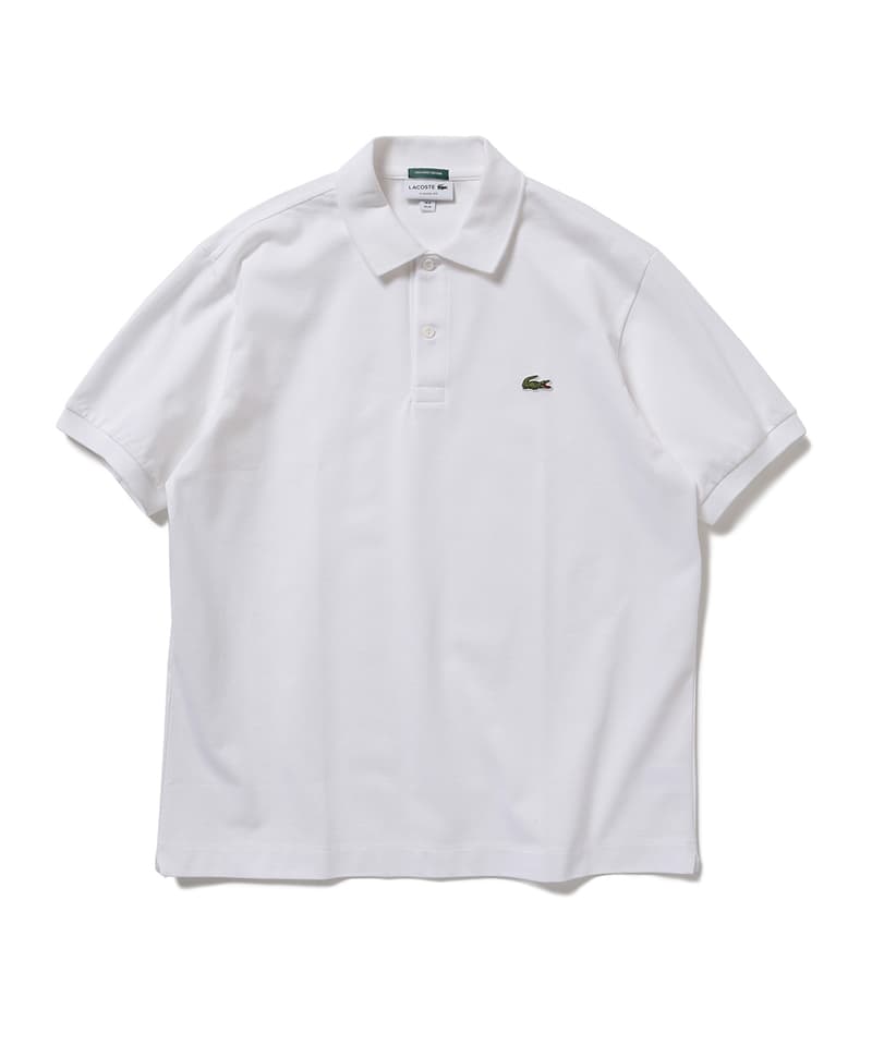 BEAMS が春夏シーズンのお伴に Lacoste のタイムレスな別注コレクションをリリース マリンなアイテムをワイドシルエット且つヘビーウェイトで仕上げた正真正銘のマストハブ メンズウェアを幅広く見渡してみても、〈Lacoste（ラコステ）〉はストリートヘッズから紳士な男性にまで愛される数少ないブランドのひとつだろう。そこで『BEAMS（ビームス）』は2018年春夏シーズンの一環として、文字通り“ワードローブのマストハブ”であるフランスの老舗ブランドに別注を依頼。“クラシックヨットクラブ”と題した本コレクションでは、素材に太番手の天竺を使用し、男らしいヘビーウェイトな仕上がりを意識して、ポロシャツ、S/S＆L/S Tシャツ、パーカの全4型を展開する。  マリンなアイテムをワイドシルエットに変更することで、ストリートにもがっちりハマる各アイテムは、現在『BEAMS』のオンラインストアで先行予約を受付中。グラフィカルなアイテムもいいが、程よく品もあり、持っておいて損はない別注なので、筆者からは前向きな検討をオススメしたい。  あわせて、“コマーシャル”と“広告”というキーワードのもとに製作された『BEAMS』x祐天寺の美容室『Guru’s Cut & Stand』のコラボコレクションもお見逃しなく。 オレンジ ネイビー カーキ ホワイト 白 ブラック 黒 HYPEBEAST ハイプビースト