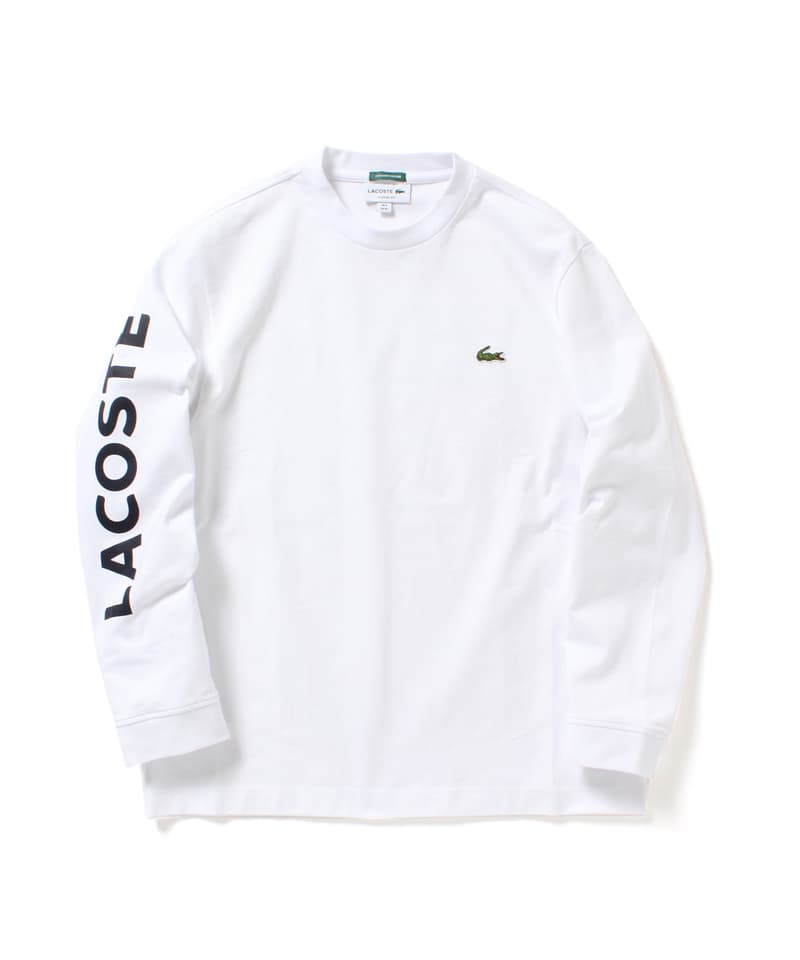 BEAMS が春夏シーズンのお伴に Lacoste のタイムレスな別注コレクションをリリース マリンなアイテムをワイドシルエット且つヘビーウェイトで仕上げた正真正銘のマストハブ メンズウェアを幅広く見渡してみても、〈Lacoste（ラコステ）〉はストリートヘッズから紳士な男性にまで愛される数少ないブランドのひとつだろう。そこで『BEAMS（ビームス）』は2018年春夏シーズンの一環として、文字通り“ワードローブのマストハブ”であるフランスの老舗ブランドに別注を依頼。“クラシックヨットクラブ”と題した本コレクションでは、素材に太番手の天竺を使用し、男らしいヘビーウェイトな仕上がりを意識して、ポロシャツ、S/S＆L/S Tシャツ、パーカの全4型を展開する。  マリンなアイテムをワイドシルエットに変更することで、ストリートにもがっちりハマる各アイテムは、現在『BEAMS』のオンラインストアで先行予約を受付中。グラフィカルなアイテムもいいが、程よく品もあり、持っておいて損はない別注なので、筆者からは前向きな検討をオススメしたい。  あわせて、“コマーシャル”と“広告”というキーワードのもとに製作された『BEAMS』x祐天寺の美容室『Guru’s Cut & Stand』のコラボコレクションもお見逃しなく。 オレンジ ネイビー カーキ ホワイト 白 ブラック 黒 HYPEBEAST ハイプビースト