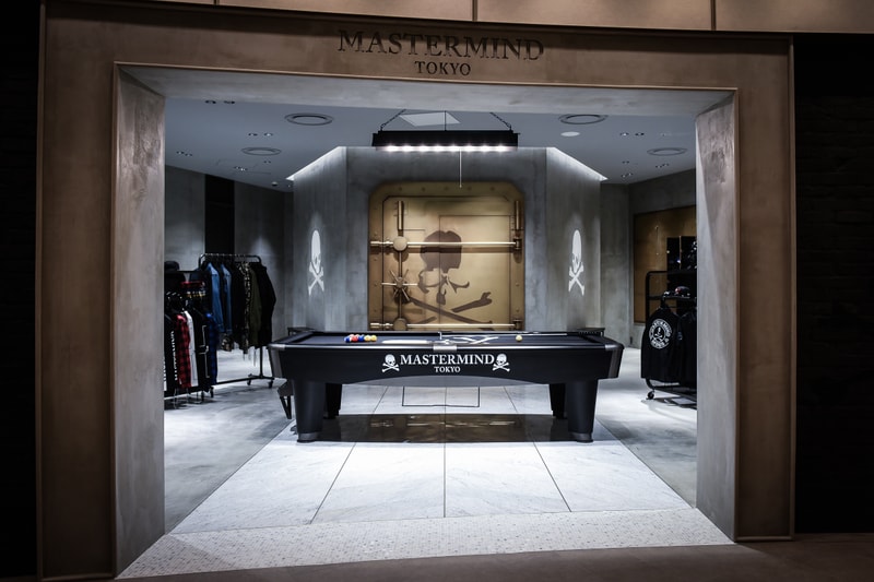 MASTERMIND TOKYO 初の旗艦店を HYPEBEAST が世界初公開 世界が熱視線を向ける複合施設『東京ミッドタウン日比谷』に本間正章の世界観を色濃く反映したダークな空間が爆誕