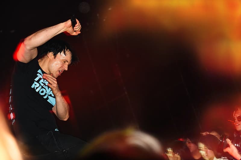 ファッションウィークに初参戦した NEIGHBORHOOD の “Project ATR Show” をプレイバック デジタルハードコアの始祖、Atari Teenage Riotを招聘したパフォーマンスに込められた〈NEIGHBORHOOD〉のメッセージとは