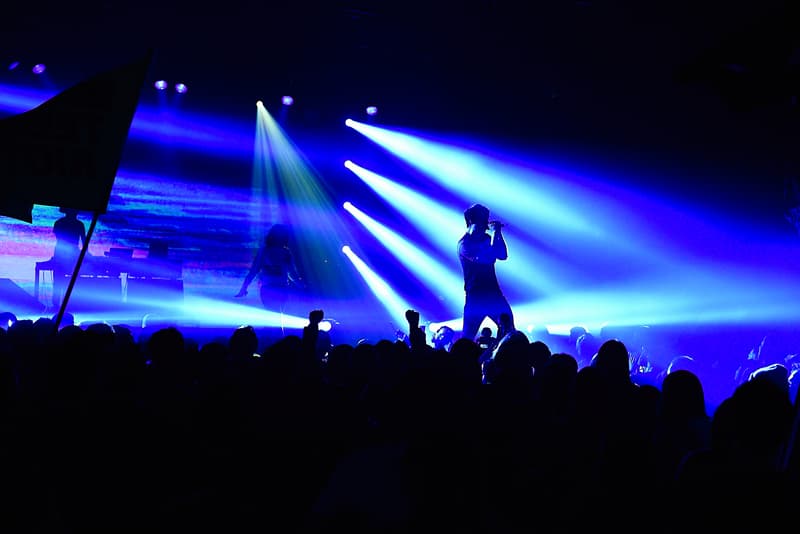 ファッションウィークに初参戦した NEIGHBORHOOD の “Project ATR Show” をプレイバック デジタルハードコアの始祖、Atari Teenage Riotを招聘したパフォーマンスに込められた〈NEIGHBORHOOD〉のメッセージとは