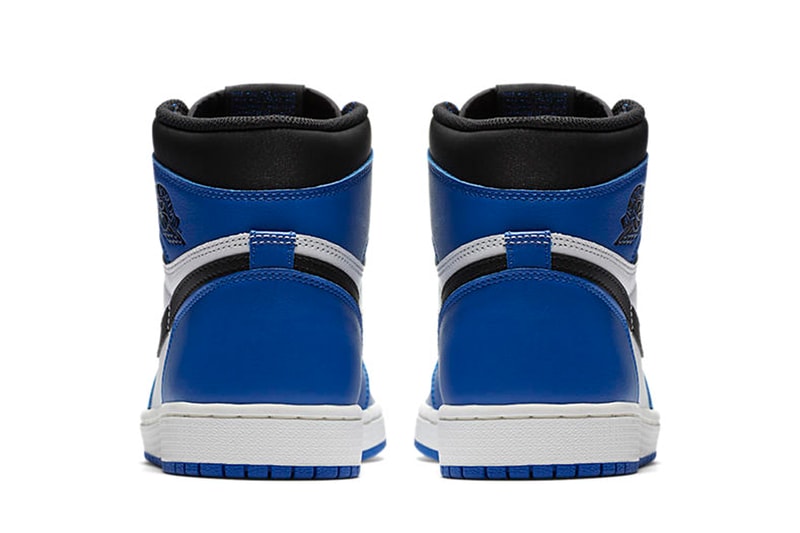 フルグレインレザーで高級感を手に入れた Air Jordan 1 “White/Royal” の日本発売情報が判明 どこか懐かしさを漂わす完売必至のヘッズ注目モデルが遂にスタンバイ Virgil Abloh ヴァージル・アブロー Nike ナイキ コラボプロジェクト The Ten 第2弾 有力情報 Jordan Brand ジョーダン ブランド 2018年 Bred Toe 伝説的カラー Air Jordan 1“White/Royal” オフィシャルリリース Instagram ディテールルック Chicago フルグレインレザー Royal SNKRS アニマル柄 Nike Air Max 95“atmos” インスタグラム 通販 オンライン HYPEBEAST ハイプビースト