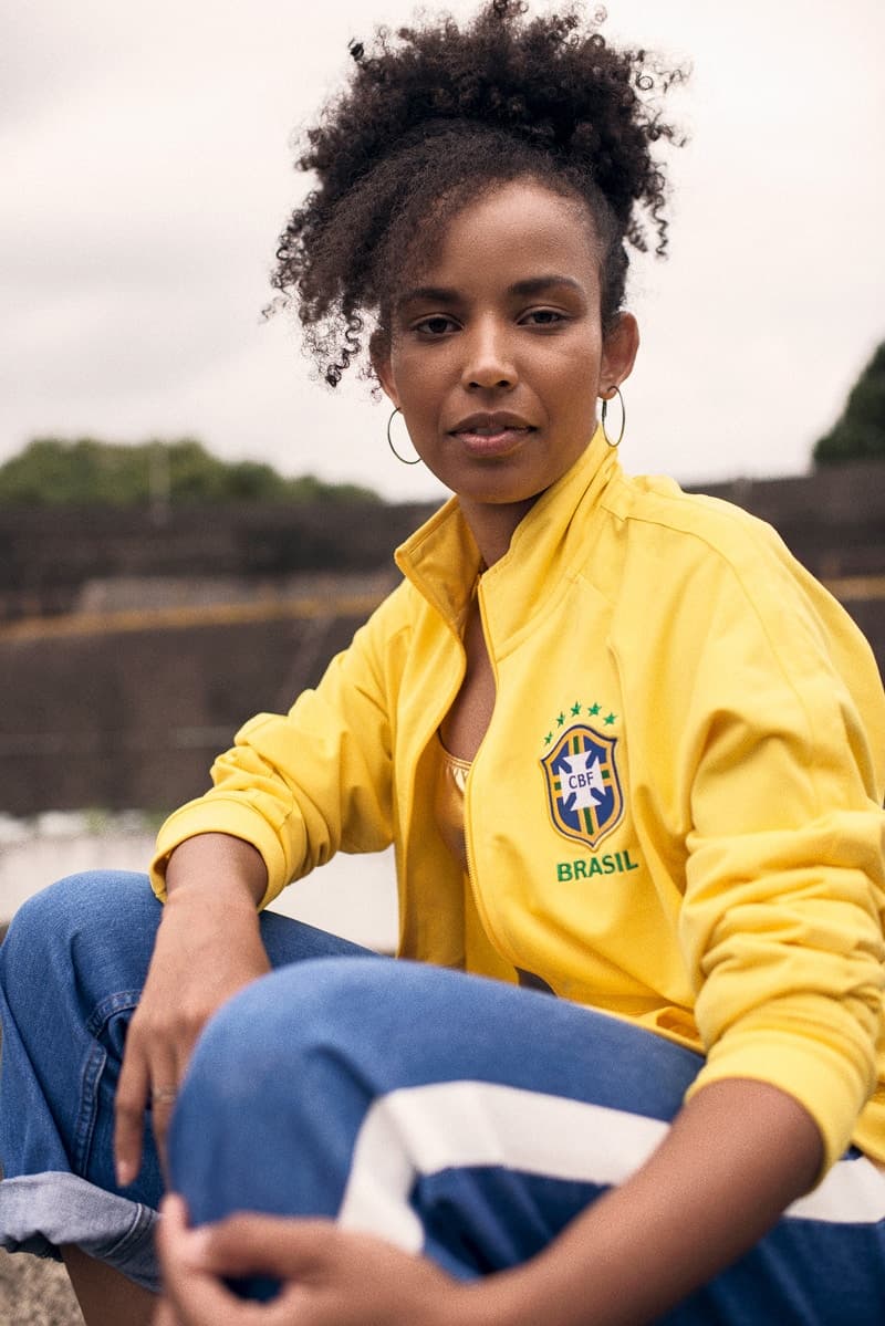 Nike がロシアW杯に向けてブラジル代表のジャージキットを発表 モデルを務めたのはカナリア軍団のオフェンス陣を牽引するネイマールとコウチーニョ