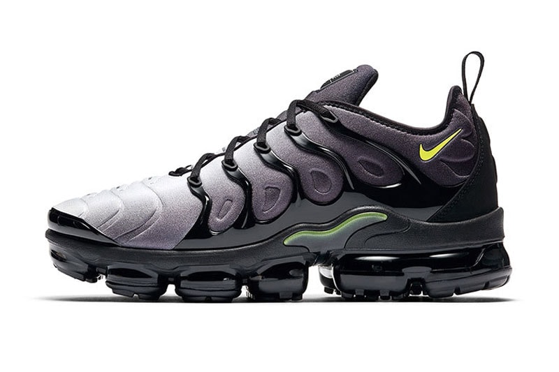 Nike Air VaporMax Plus Neon Colorway Black White Volt Green　ネオン ヴェイパーマックス プラス ナイキ HYPEBEAST ハイプビースト スニーカー