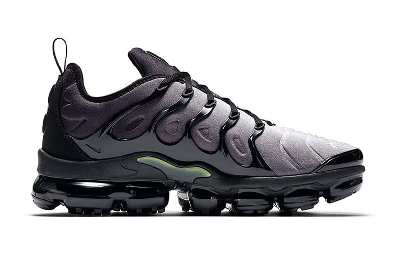 Nike Air VaporMax Plus Neon Colorway Black White Volt Green　ネオン ヴェイパーマックス プラス ナイキ HYPEBEAST ハイプビースト スニーカー