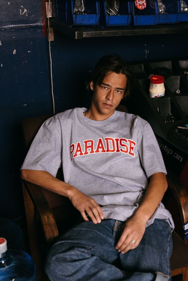 太陽を味方につけるエネルギッシュな色合いに包まれた Paradise Youth Club 2018年春夏ルックブック インドネシアの新興ブランドによるカレッジとストリートを融合させた多種多様なグラフィックデザインに注目 Dominate Jakarta ドゥミネート ジャカルタ インドネシア 新鋭ストリートブランド Paradise Youth Club パラダイス ユース クラブ 2018年春夏シーズン Utopian Frequency ユートピア周波数 エネルギッシュ レッド オレンジ イエロー ブルー カラーパレット コーチジャケット スウェットパーカ ロングスリーブTシャツ ボタンダウンシャツ＆ショーツ オンラインサイト Public Enemy パブリック エナミー Supreme シュプリーム UNDERCOVER アンダーカバー HYPEBEAST ハイプビースト