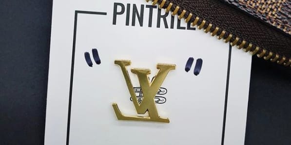 新品 PINTRILL ピントリル ピンバッジ LV 反転 ルイヴィトン Louis