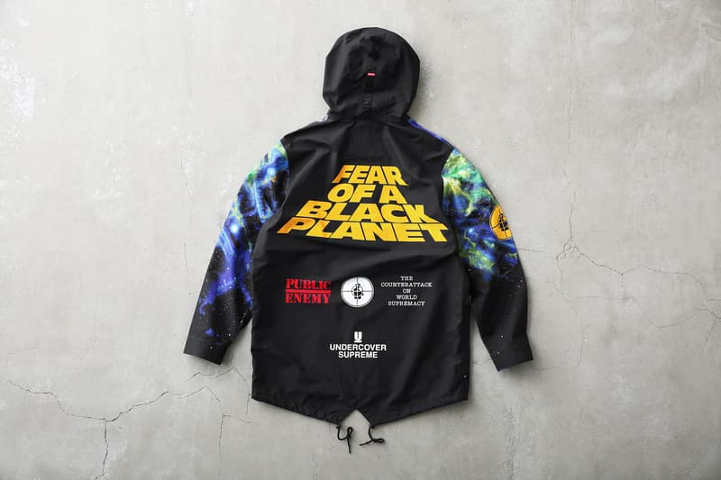 Supreme x UNDERCOVER x Public Enemy のルックブック&アイテム一覧が解禁 英国シューズメーカー〈Dr.Martens〉を迎えたコラボシューズを含む豪華ラインアップの国内リリース情報も解禁 Nike ナイキ NBA Supreme シュプリーム UNDERCOVER アンダーカバー ヒップホップユニット Public Enemy パブリック エナミー 3rdアルバム Fear of a Black Planet グラフィック ダウンジャケット ベスト モッズコート スウェットセットアップ 開襟シャツ カーゴパンツ ロングスリーブTシャツ Dr.Martens ドクターマーチン コラボ3ホールブーツ ネックレス ラグ HYPEBEAST ハイプビースト