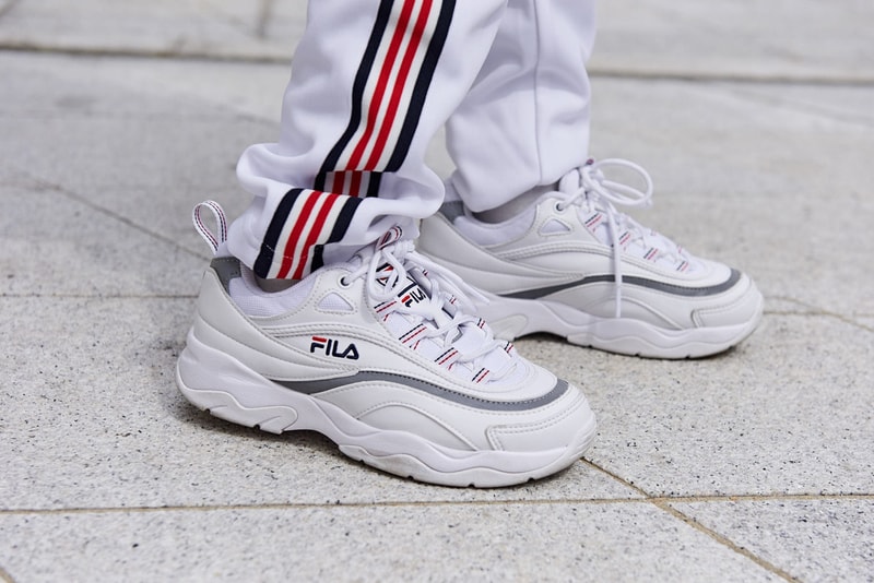 Streetsnaps:Seoul Fashion Week Fall/Winter 2018 ストリートスナップ:2018年秋冬ソウルファッションウィーク 巧みな色使いやグラフィカルなプロダクトの取り入れ方から感じ取る韓国独自のファッションカルチャー