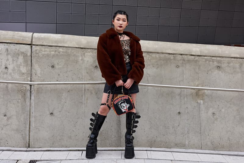 Streetsnaps：Seoul Fashion Week Fall/Winter 2018  ストリートスナップ：2018年秋冬ソウルファッションウィーク 巧みな色使いやグラフィカルなプロダクトの取り入れ方から感じ取る韓国独自のファッションカルチャー