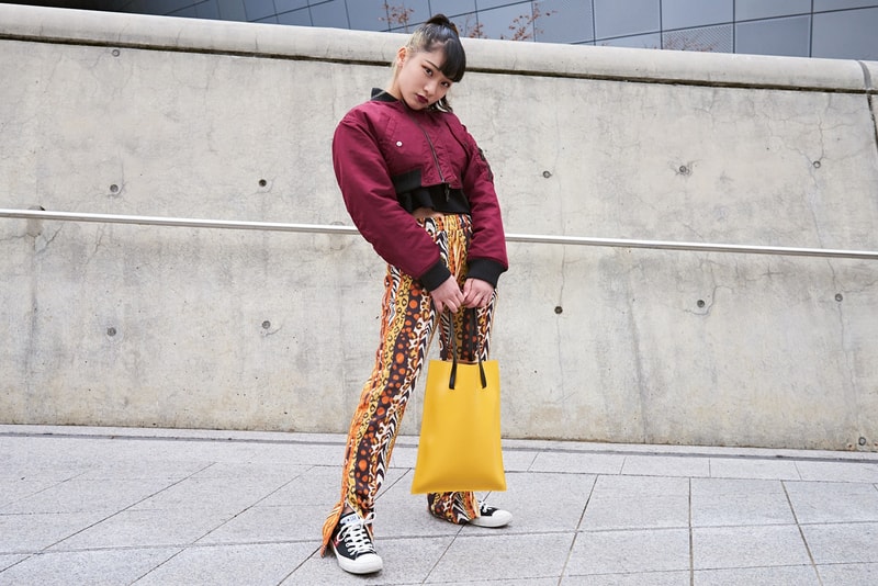 Streetsnaps:Seoul Fashion Week Fall/Winter 2018 ストリートスナップ:2018年秋冬ソウルファッションウィーク 巧みな色使いやグラフィカルなプロダクトの取り入れ方から感じ取る韓国独自のファッションカルチャー
