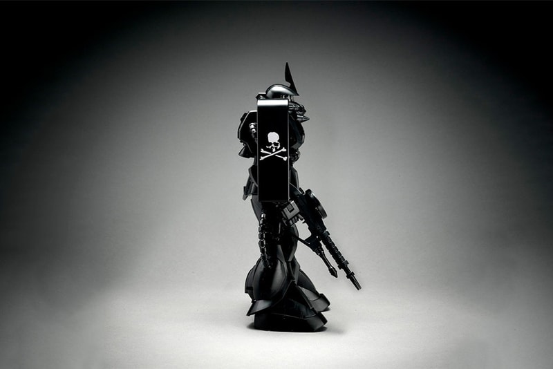 mastermind JAPAN x STRICT-G のコラボ第4弾はスカルを纏った漆黒のシャアザク 初の旗艦店『MASTERMIND TOKYO』ではシャアのパーソナルマークとスカルロゴを配したアパレルコレクションを展開
