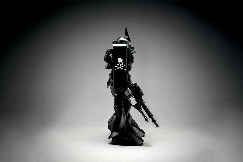 mastermind JAPAN x STRICT-G のコラボ第4弾はスカルを纏った漆黒のシャアザク 初の旗艦店『MASTERMIND TOKYO』ではシャアのパーソナルマークとスカルロゴを配したアパレルコレクションを展開