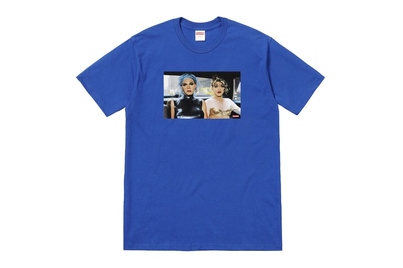 Supreme がアメリカの著名写真家 ナン・ゴールディンとのコラボアイテム発売を正式アナウンス 1978年から1991年にかけて発表されたあらゆる人種差別や病気に苦しむ人々を映し出した3作品を採用 Nike ナイキ NBA UNDERCOVER アンダーカバー Public Enemy パブリック エナミー Supreme シュプリーム Nan Goldin ナン・ゴールディン ドラァグクイーン エイズ ゲイ トランスセクシュアル LGBT Nan as a dominatrix Jimmy and Paulette in a Taxi Kim in Rhinestones コーチジャケット フーディ Tシャツ スケートデッキ HYPEBEAST ハイプビースト