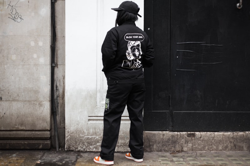 ロンドンにおける Supreme x UNDERCOVER x Public Enemy 最新コラボローンチ日の様子をフォトレポート お国柄が垣間見えるロンドンヘッズたちの指名買いアイテムをチェック UNDERCOVER アンダーカバー ロングアイランド 社会派ヒップホップユニット Public Enemy パブリック・エナミー Supreme シュプリーム 3rdアルバム Fear of a Black Planet ダウンジャケット 開襟シャツ Dr. Martens ドクターマーチン 3ホールシューズ Nike ナイキ adidas アディダス トラックジャケット スウェットパーカ シーズナブル ステッカー ポスター HYPEBEAST ハイプビースト