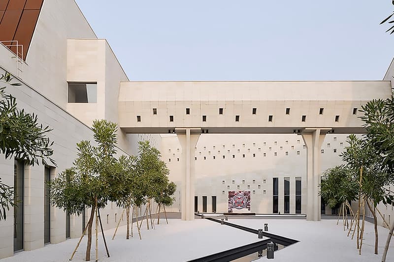 インド古来の歴史と伝統を受け継ぐ複合型施設 The Bihar Museum をチェック 自然と調和した落ち着きのある同施設は日本とインドの一流建築会社が共同デザイン 建築会社 MAKI AND ASSOCIATES マキ アンド アソシエイツ インド・ムンバイ Opolis オポリス The Bihar Museum ビハール美術館 古代インド パトナ COR-TEN®️ 平屋 複合型施設 チル ポルトガル ポルト ミニマリスト PRUDÊNCIO studio HYPEBEAST ハイプビースト