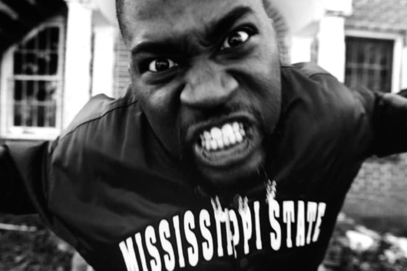 Nas や Common らヒップホップアーティストの素顔を切り撮る有名写真家がフォトエキシビジョンを開催 茶目っ気たっぷりな姿からキメキメのアー写までモノクロの世界が広がる個展をチェック メンズファッション Esquire 音楽雑誌 Rolling Stone Mike Schreiber マイク・シュライバー ファッションスタイリスト キュレーター Rebecca Pietri レベッカ・ピエトリ +81 Gallery フォトエキシビジョン True Hip-Hop Mos Def モス・デフ Common コモン Biz Markie ビズ・マーキー Nas ナス モノクロ ポートレート 4月15日 ラッパー 俳優 HYPEBEAST ハイプビースト