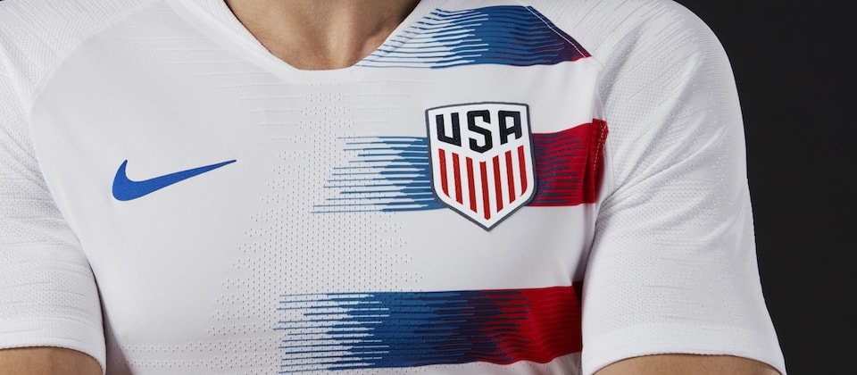 ナイキが愛国精神を宿したサッカーアメリカ代表の最新ジャージキットを発表 Hypebeast Jp ナイキが愛国精神を宿したサッカーアメリカ代表の最新ジャージキットを発表 Hypebeast Jp