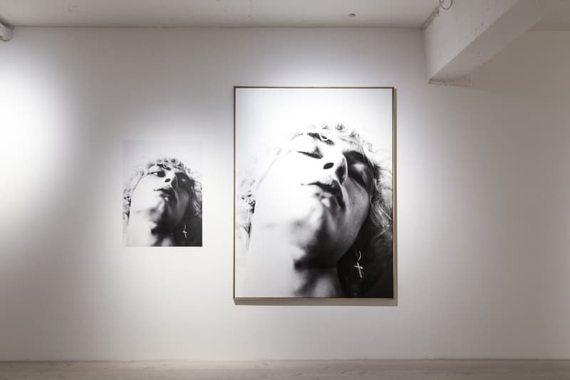 数多くのブランド広告を手がけるウィリー・ヴァンダーピエールの写真展に潜入 ラフ・シモンズの幼馴染の名カメラマンが撮りおろした30年間分の作品たちを一挙披露