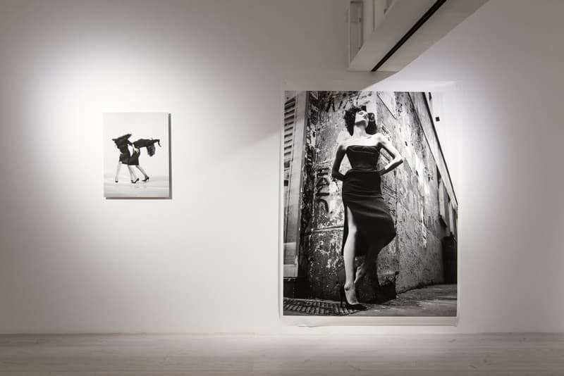 数多くのブランド広告を手がけるウィリー・ヴァンダーピエールの写真展に潜入 ラフ・シモンズの幼馴染の名カメラマンが撮りおろした30年間分の作品たちを一挙披露