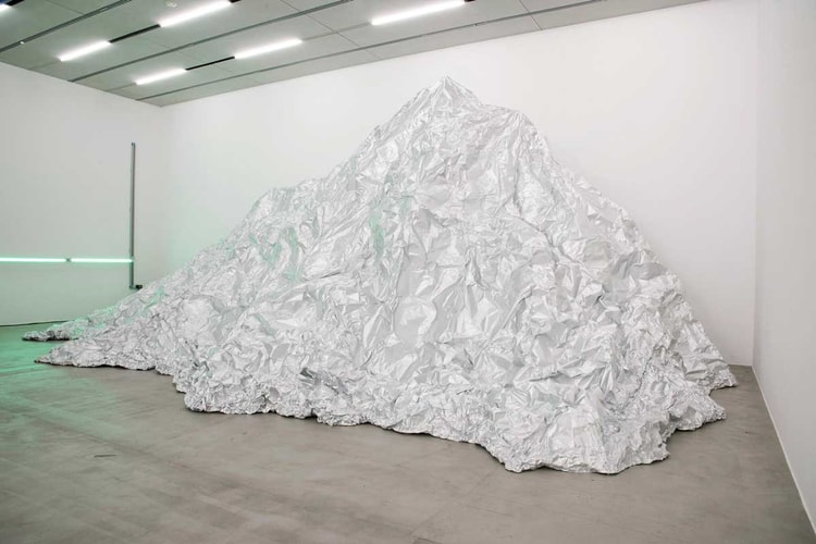 東京・東雲にて開催中の気鋭アーティスト YOSHIROTTEN によるアート展 “FUTURE NATURE” に潜入