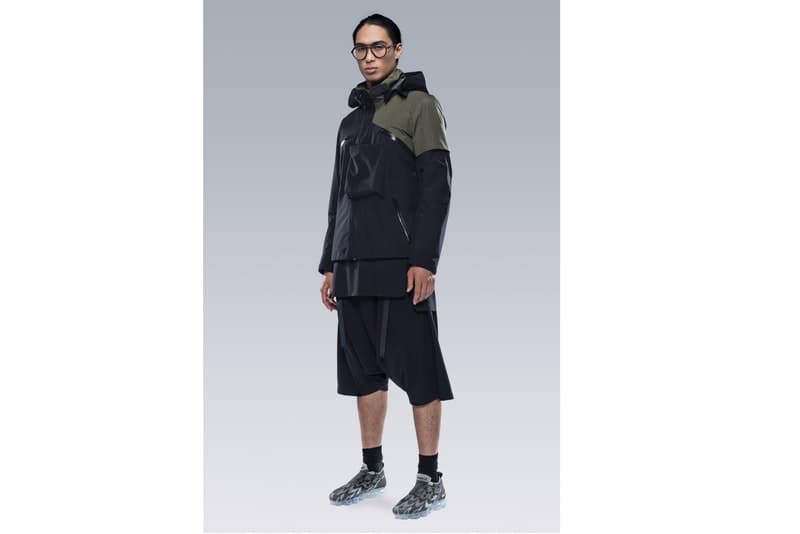 ACRONYM® x Nike Air VaporMax Moc 2 未発表モデルのビジュアルが浮上 攻撃的な色合いを封印した1足が突如〈ACRONYM®〉2018年春夏ルックブックに出現 Air Max Day 3月26日(月) Nike ナイキ Errolson Hugh エロルソン・ヒュー ACRONYM® アクロニウム Air VaporMax Moc 2 2018年春夏ルックブック ダズル迷彩 Airユニット グレー ブラック フレンズ&ファミリー限定モデル HYPEBEAST ハイプビースト