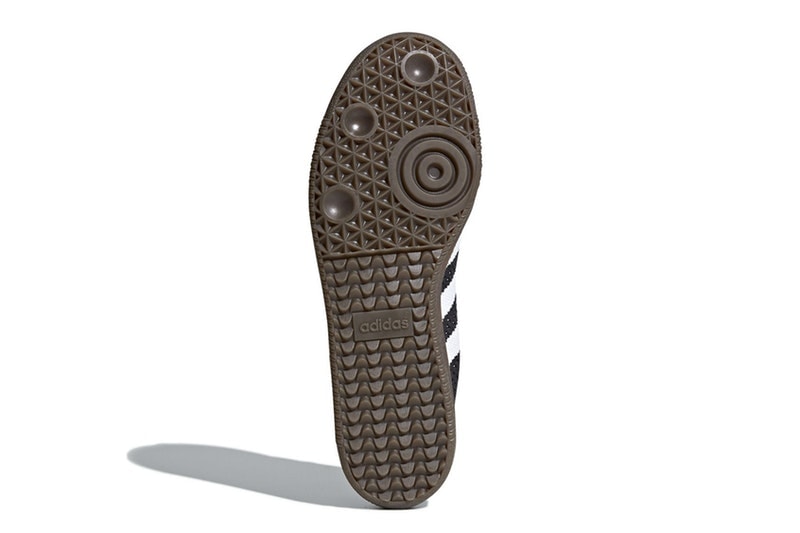 adidas Originals が Primeknit 仕様の名作モデル Samba をリリース？ オールドスクールの代表格がニット織で今風デザインにアップグレード BAPE®️ ベイプ UNITED ARROWS ユナイテッド アローズ adidas Originals アディダス オリジナルス Samba Primeknit スリーストライプス三 本線 120ドル 約12,762円 Samba Primeknit UNDEFEATED アンディフィーテッド UltraBOOST Kiko Kostadinov キコ・コスタディノフ ASICS アシックス HYPEBEAST ハイプビースト