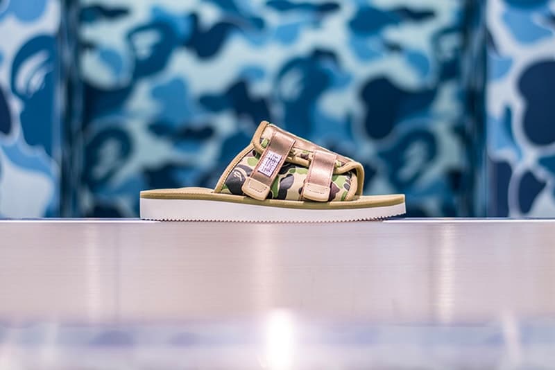 BAPE®️ x SUICOKE が夏の足元の主役を飾るコラボサンダルをリリース 最高の履き心地を提供する〈SUICOKE〉のオリジナルフッドベッドとBAPE CAMOが融合 〈Supreme（シュプリーム）〉とストリートの二大巨頭を分け合う〈BAPE®️（べイプ）〉が、本格的な夏の到来に先駆けて〈SUICOKE（スイコック）〉をパートナーに招聘し、コラボレーションサンダルをリリースする。無論、ソールには人が歩くときの力、支点をうまく利用し、ズレが生じて歩きづらさを感じないように独自開発された〈SUICOKE〉のオリジナルフッドベッドを採用。シャワーサンダルタイプのKAWとホールド力の高いKISEEをメンズ、レディース、キッズの3ラインで展開する今回のコラボレーションでは、テープ部分を〈BAPE®️〉の代名詞であるBAPE CAMOでカスタマイズしている。  各サンダルは〈A BATHING APE®〉正規取扱い店舗にて、5月5日（土）より発売開始。  あわせて、〈BAPE®️〉と『PORTER STAND』のコラボ企画“TRUNK SHOW”の情報もお見逃しなく。 HYPEBEAST