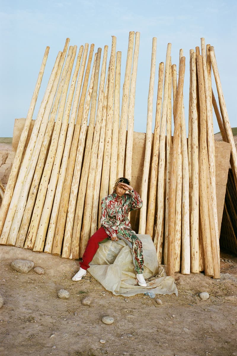 Billionaire Boys Club が古代エジプトに思いを馳せる2018年プレフォールコレクションを発表 古代エジプトのシンボル＆象形文字を定番モチーフに融合させたアイコニックな柄アイテムが多数登場 2018年春夏ルックブック Billionaire Boys Club ビリオネア・ボーイズ・クラブ Egyptian Lover 古代エジプト 占星術 神話 人の持つ冒険心 古代エジプト シンボル 象形文字 Africa Camo Lizard Camo M-65 フィールドシャツ カーゴショーツ フーディ スウェットパンツ 旗艦店 HYPEBEAST ハイプビースト