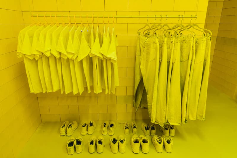 CJ Hendry の個展“MONOCHROME” に潜入