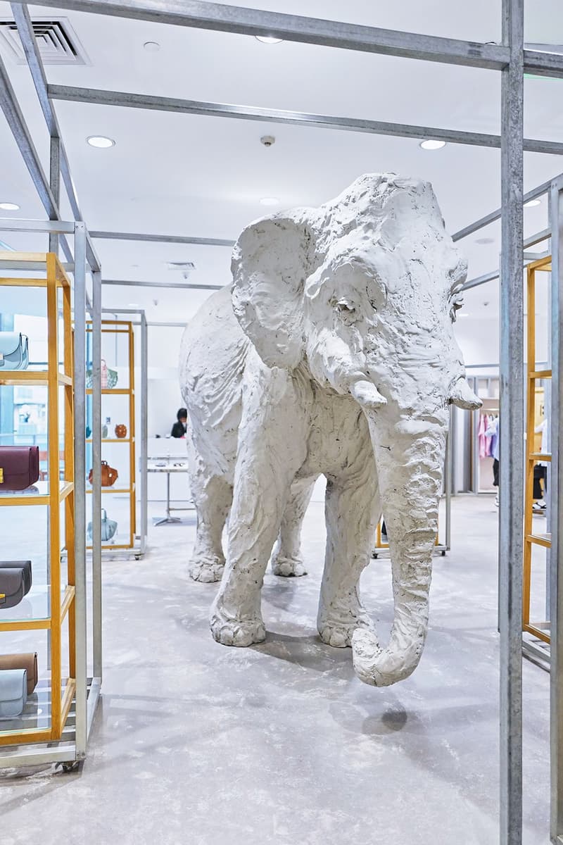 2018年2月に中国・北京にオープンした Dover Street Market Beijing 店内のディテールに迫ったフォトセットが到着 ドーバー ストリート マーケット HYPEBEAST ハイプビースト