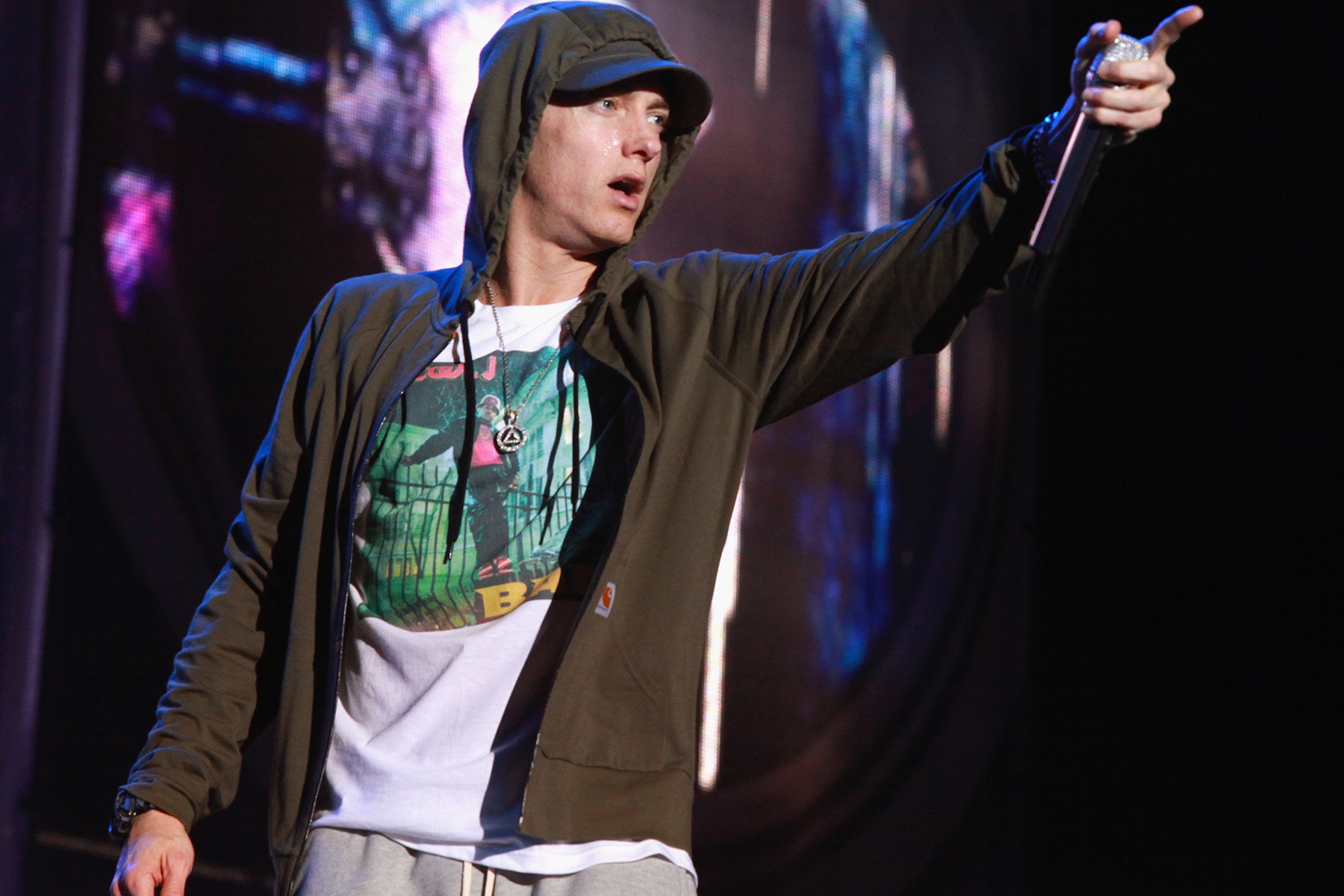 Eminem が薬物断ち10周年を祝す喜びの声をツイート 男の友情が垣間見えるRoyce da 5’9”のエールを込めたツイートにも注目 Eminem エミネム 薬物依存 ドキュメンタリー番組 How To Make Money Selling Drugs バイコディン バリウム アンビエン メサドン 10 ソブライエティ・コイン Bad Meets Evil バッド・ミーツ・イーヴィル Royce da 5’9” ロイス・ダ・ファイブ・ナイン